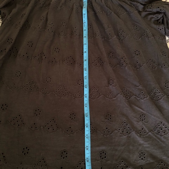 Lucky brand off the shoulder (or not) eyelet top - Picture 7 of 7